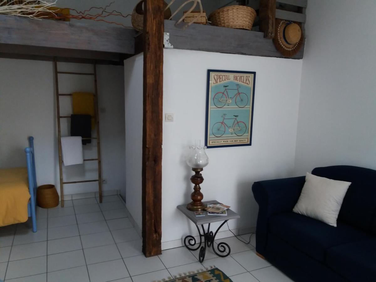 Chambre D'Hotes La Thibaudiere ブレシュイール エクステリア 写真